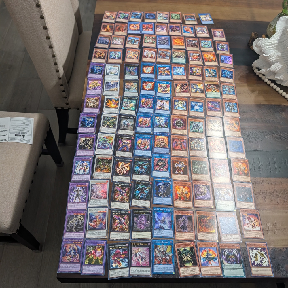 Yu-Gi-Oh! Trading Card Set - Multicolor